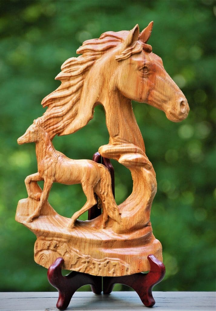 Horse sculpture carving